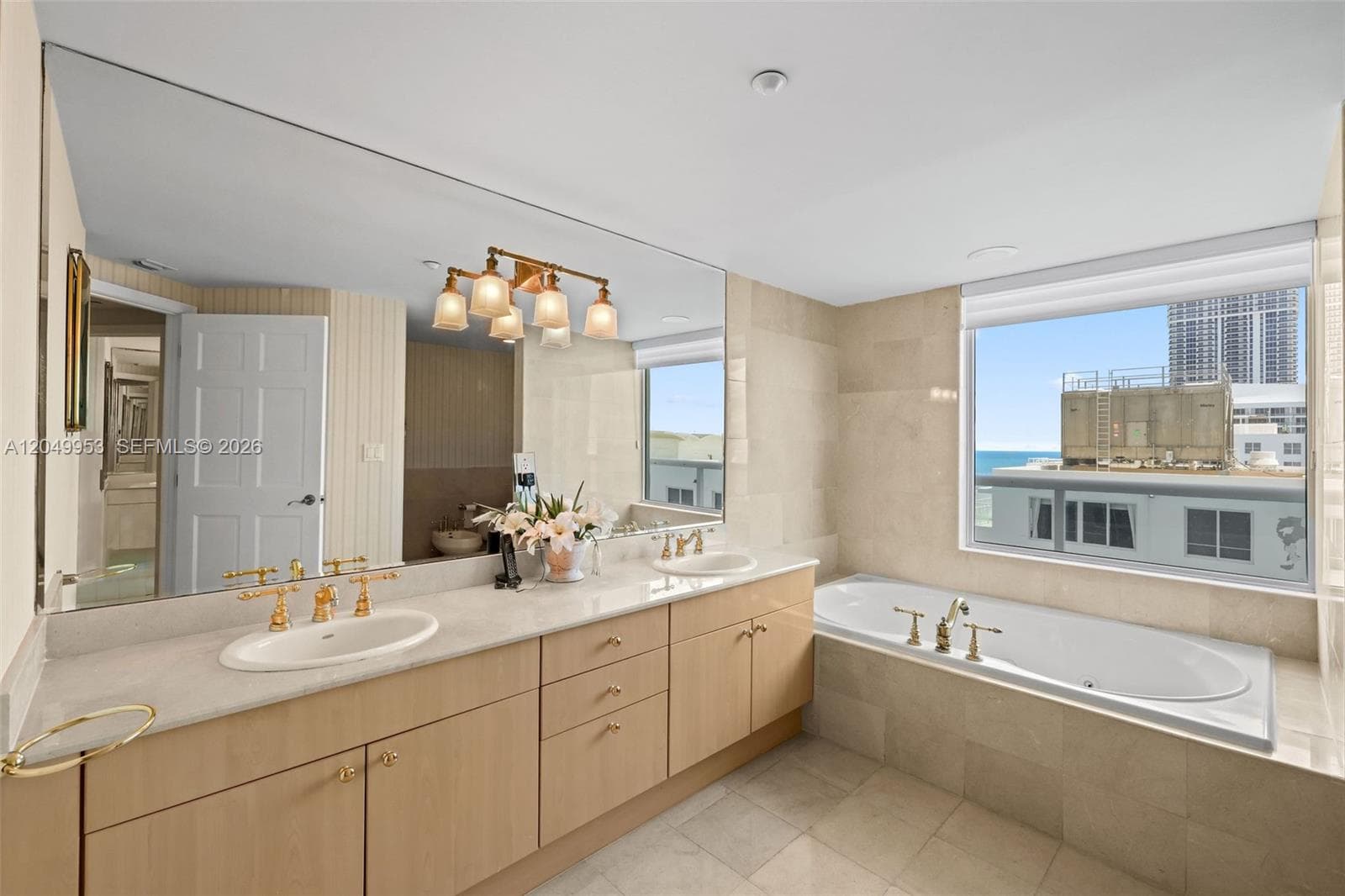 5025 Collins Ave 1707 photo 15