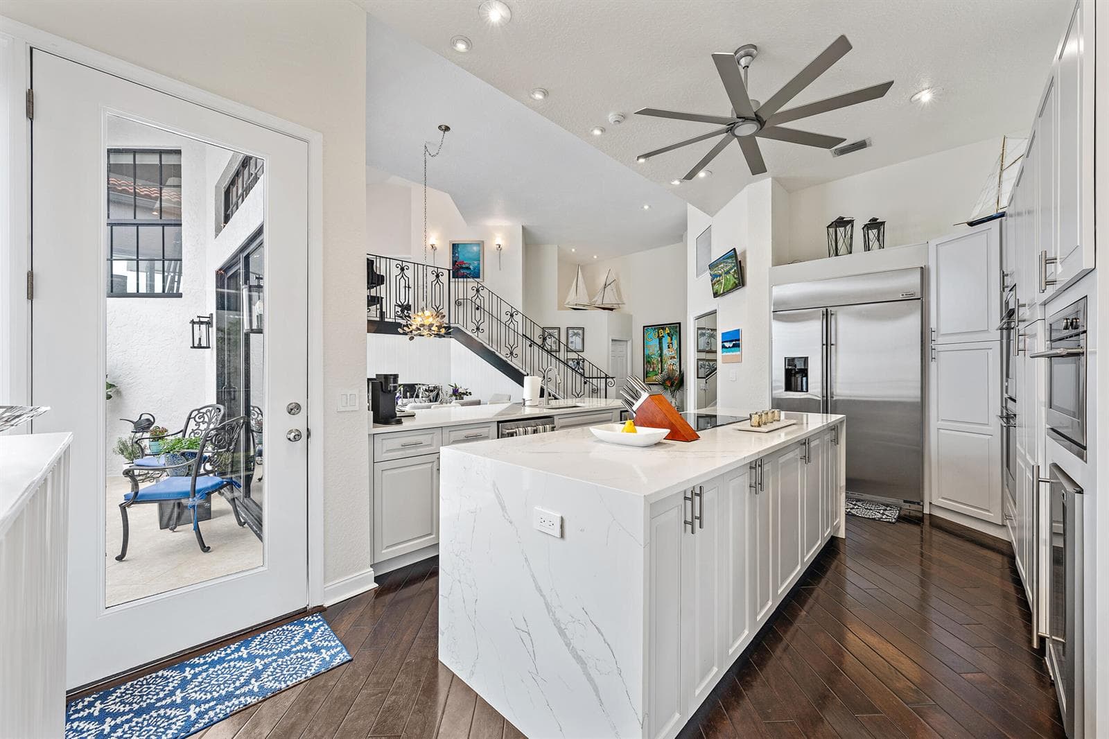 13348 Mangrove Isle Drive photo 12