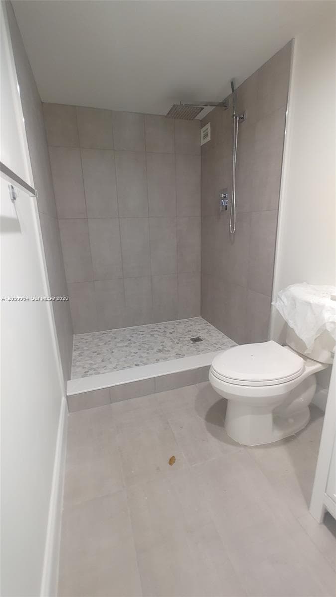 1000 Parkview Dr 125 photo 7