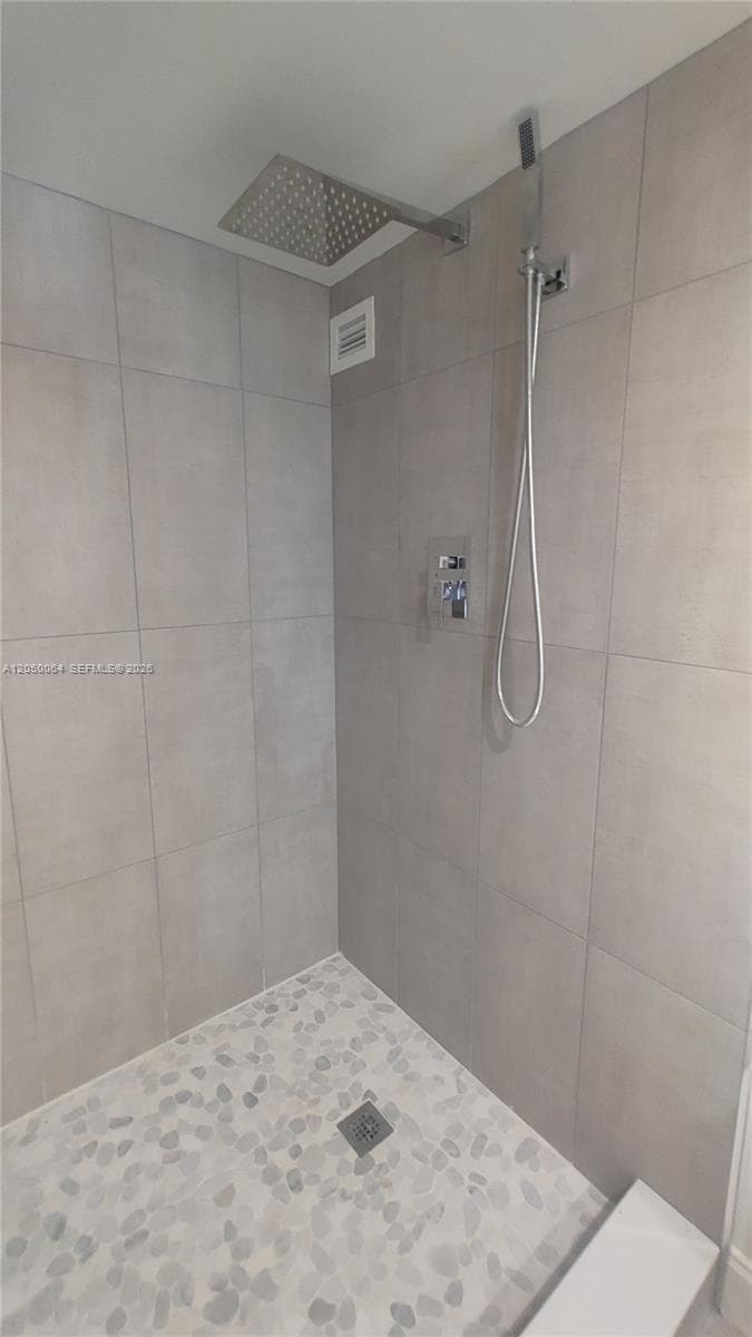 1000 Parkview Dr 125 photo 9