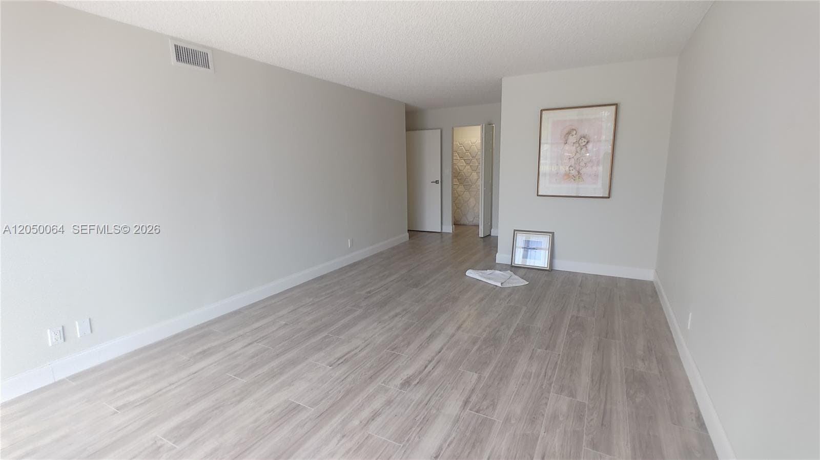 1000 Parkview Dr 125 photo 11