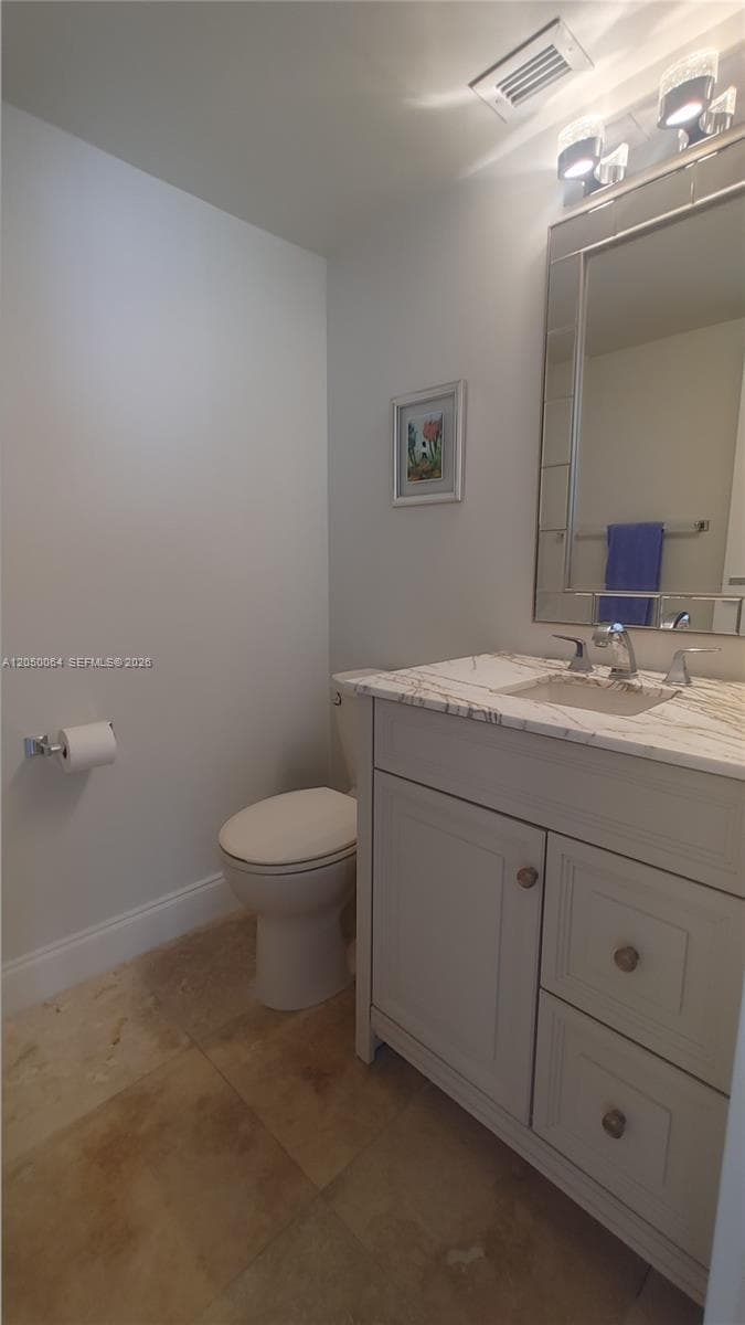 1000 Parkview Dr 125 photo 8