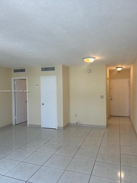 2899 Collins Ave 702 photo 17