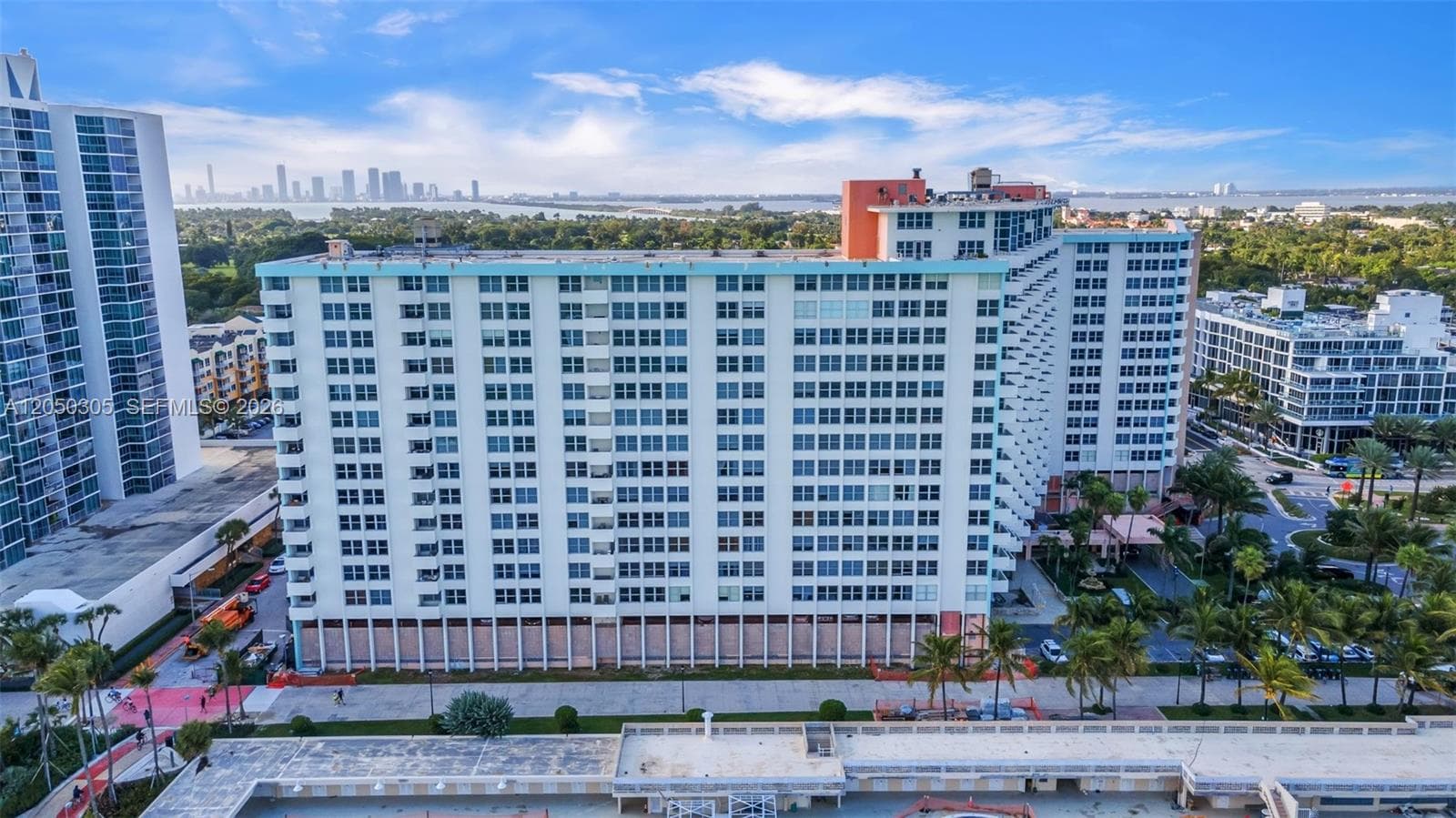 2899 Collins Ave 702 photo 7
