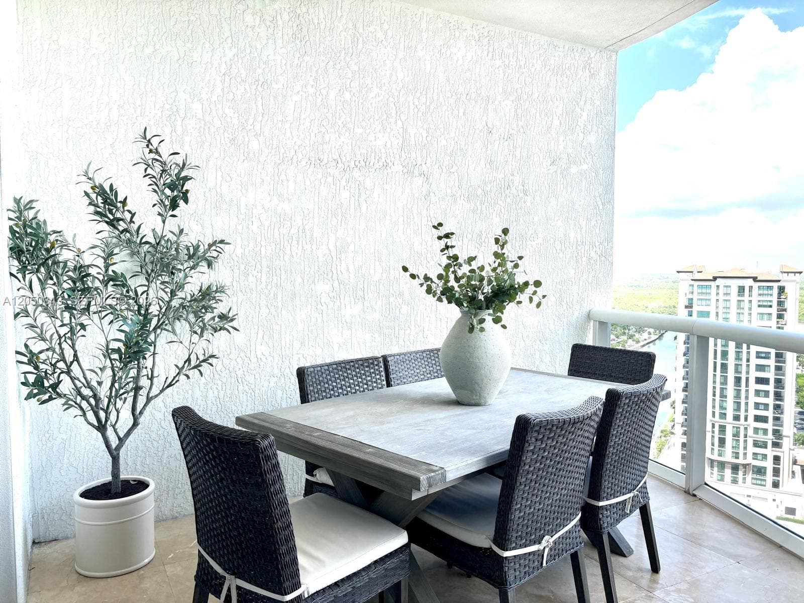 1706 photo 15