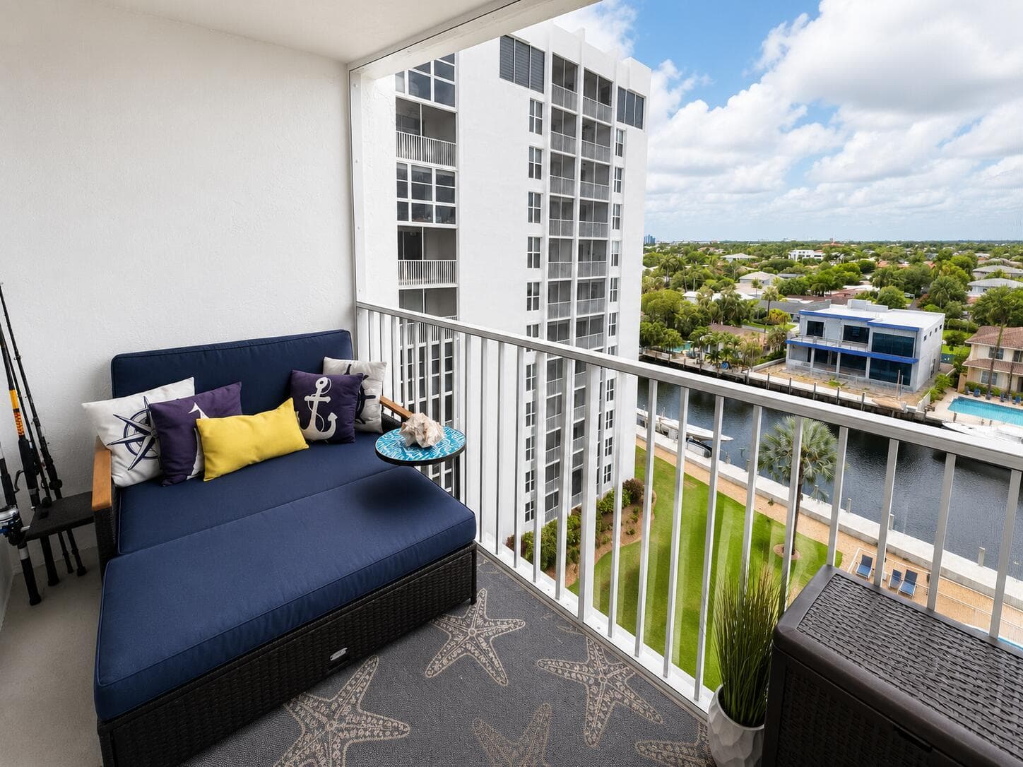 1391 S Ocean Boulevard 807 photo 6