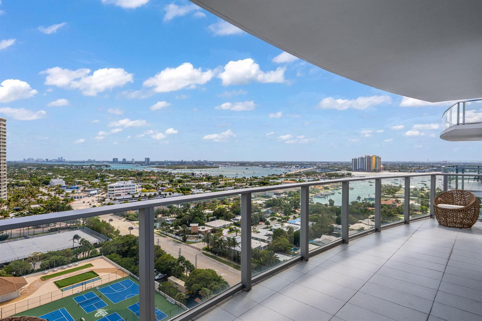 3100 N Ocean Drive 1805p photo 8