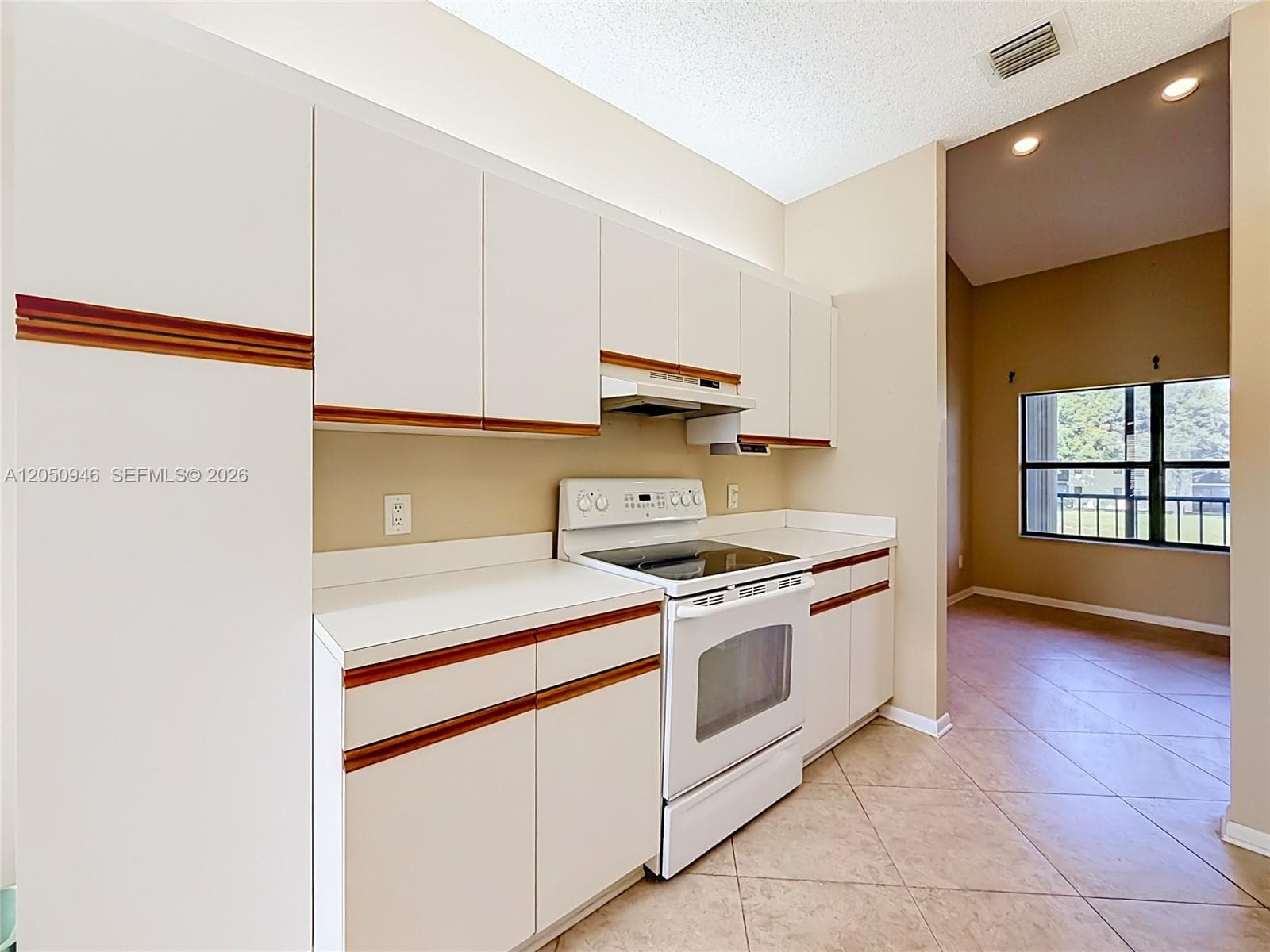 5454 Firenze Dr H photo 15