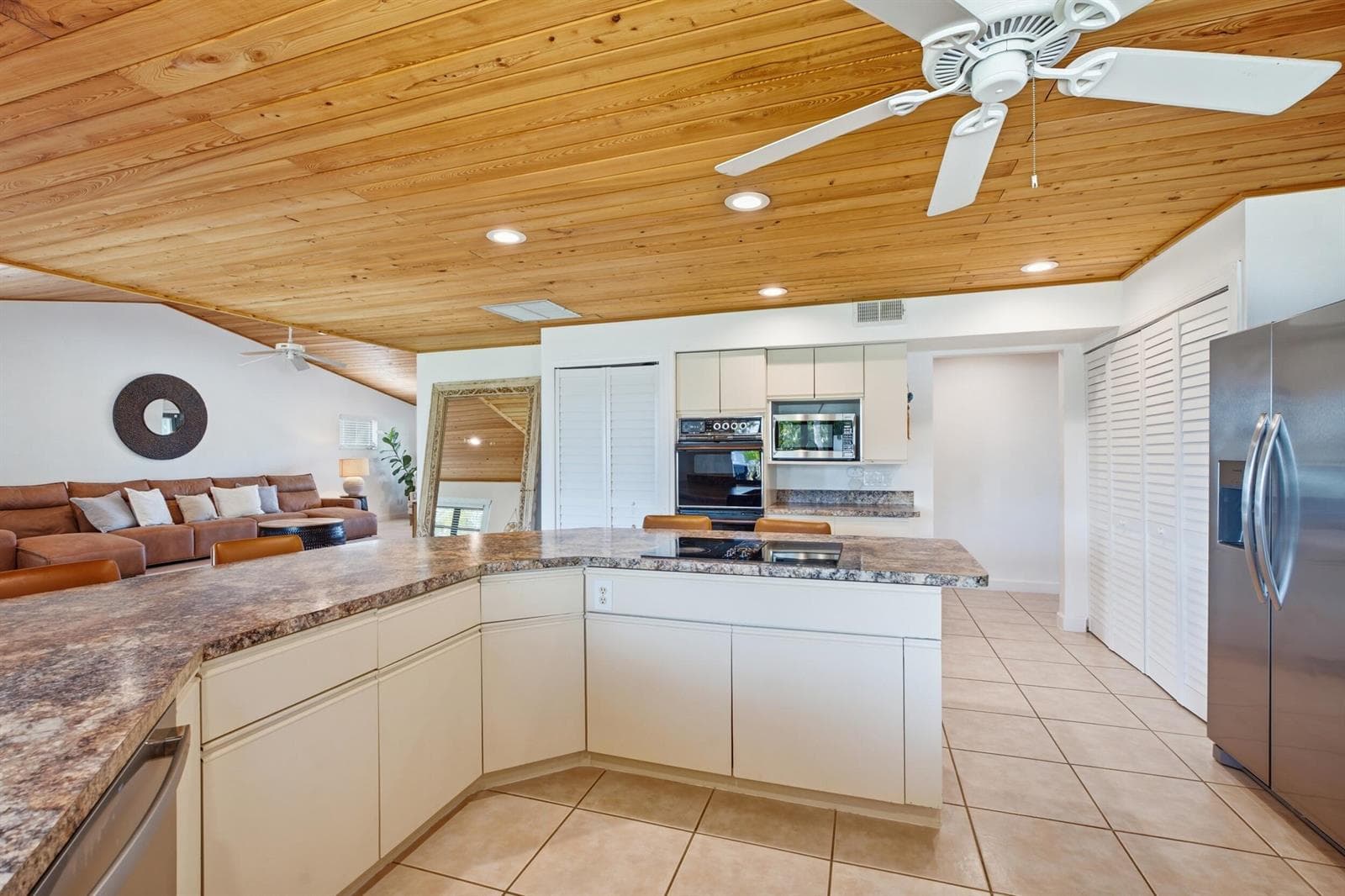 1489 SW Seahawk Way photo 14