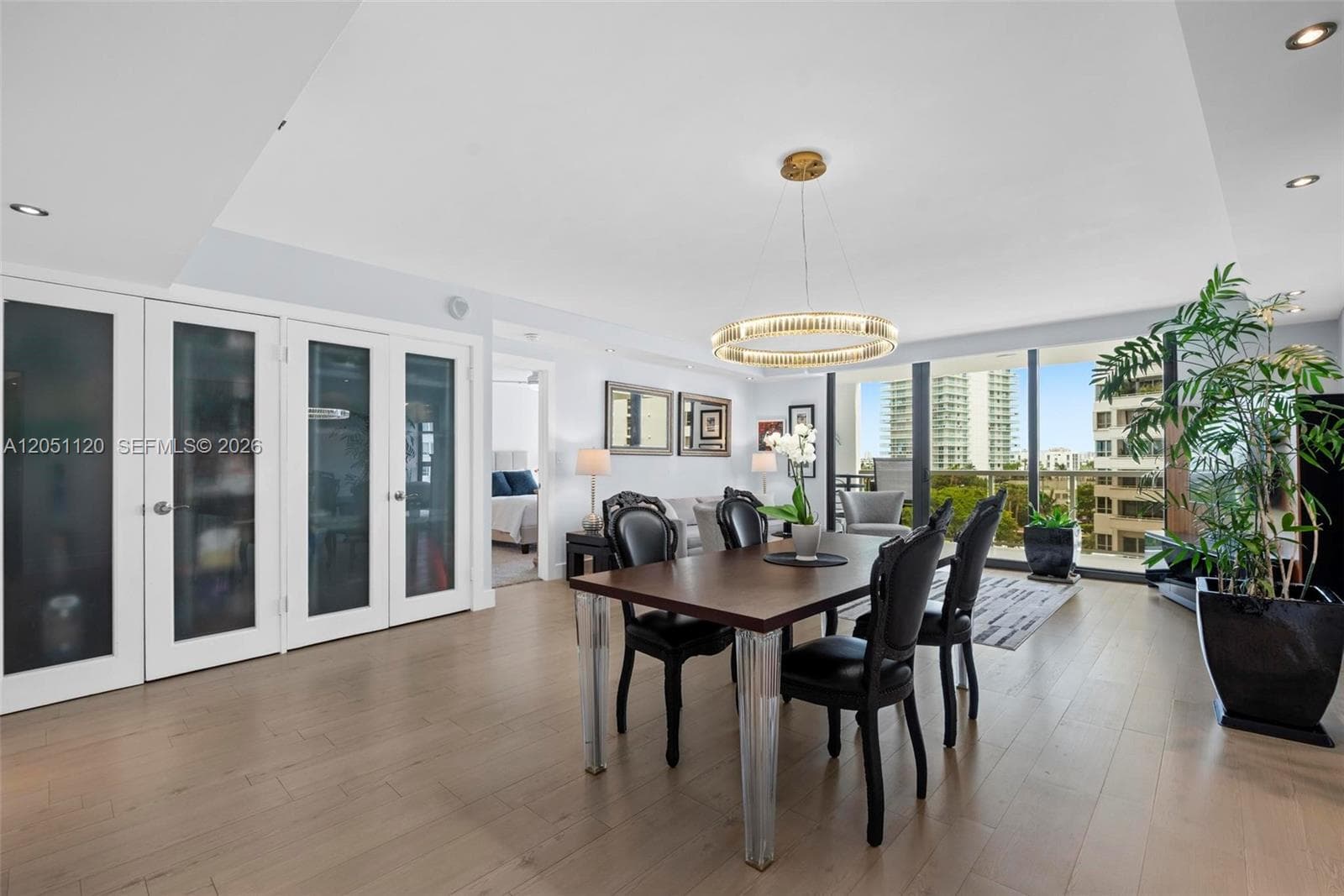 9 Island Ave 610 photo 4