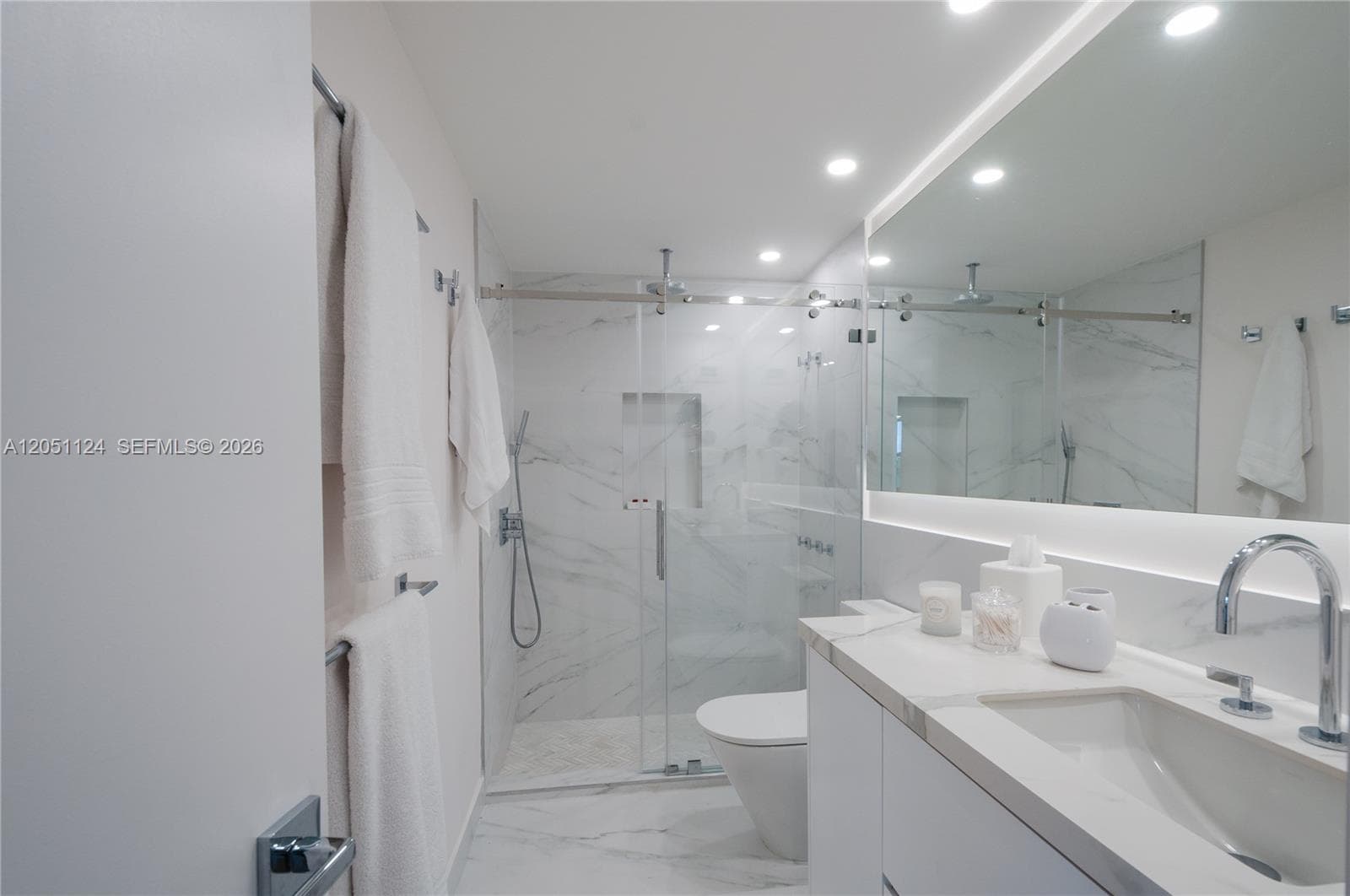 1121 Crandon Blvd D301 photo 23
