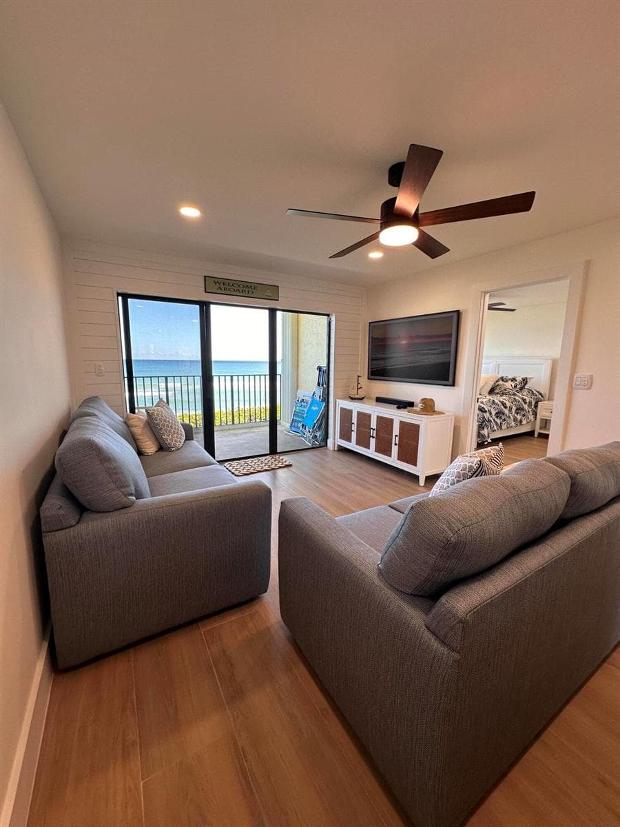 7430 S Ocean Drive 319 photo 6