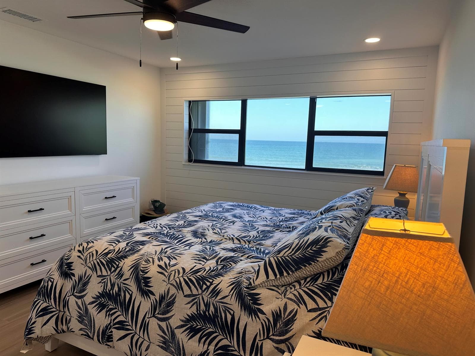7430 S Ocean Drive 319 photo 16