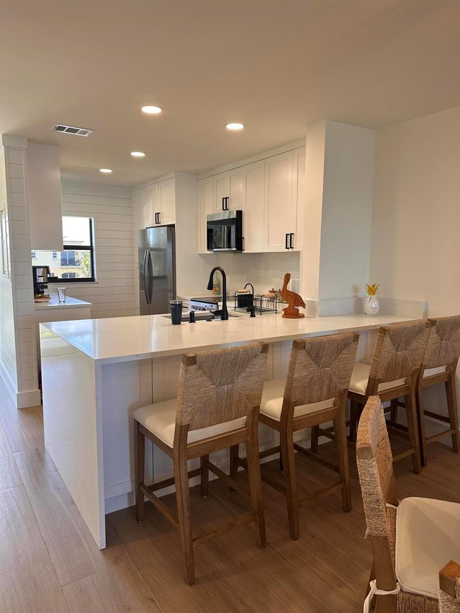 7430 S Ocean Drive 319 photo 4