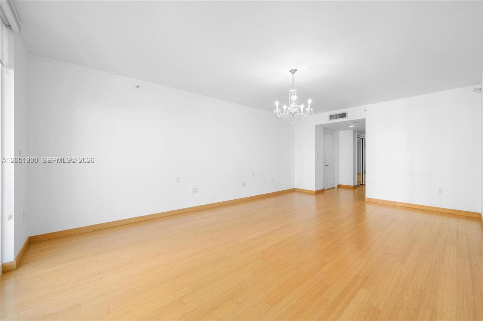 20201 E Country Club Dr 1502 photo 16