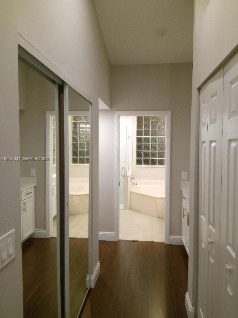 9367 LAKE SERENA photo 10