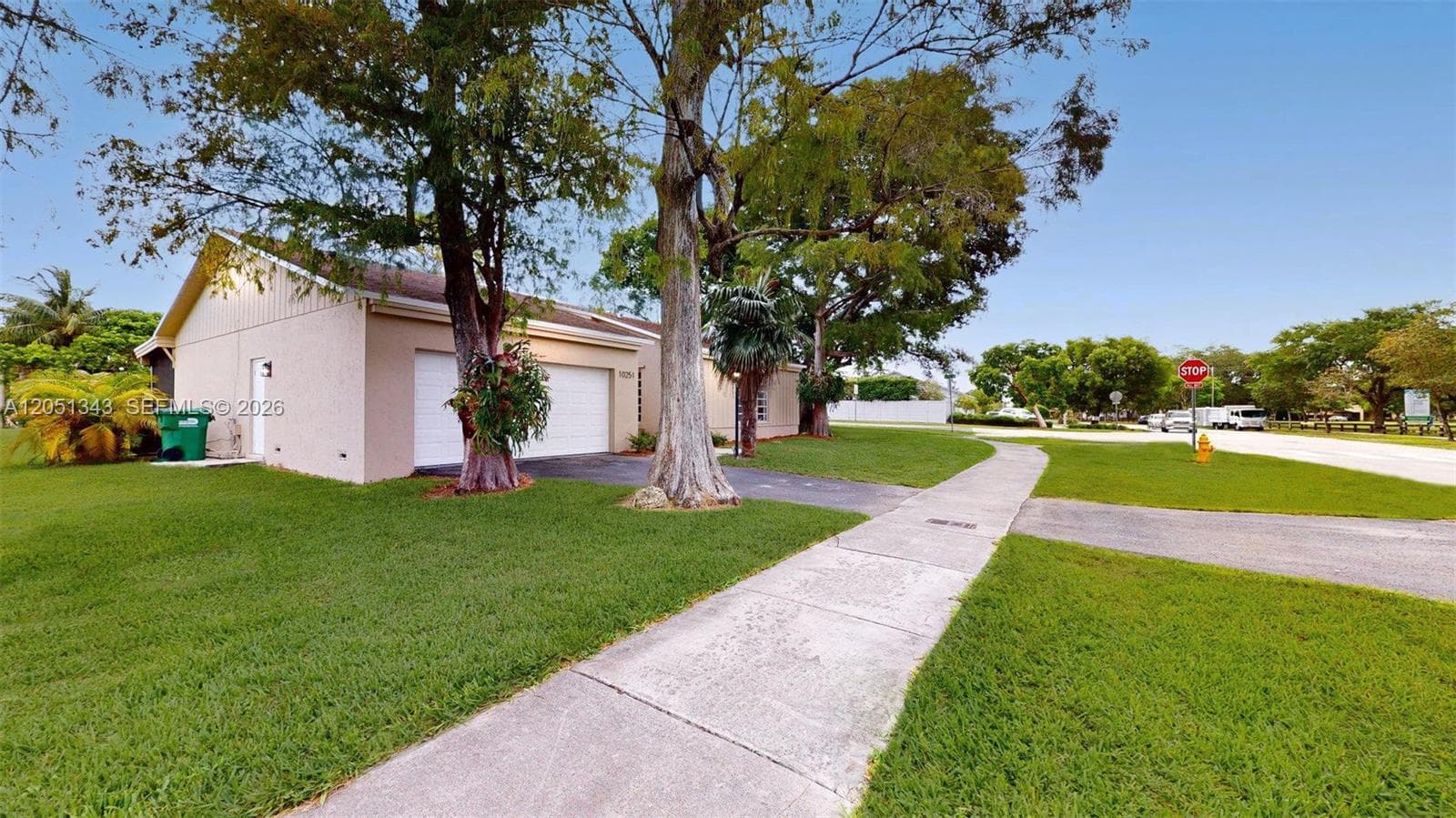 10251 SW 80th St 0 photo 2
