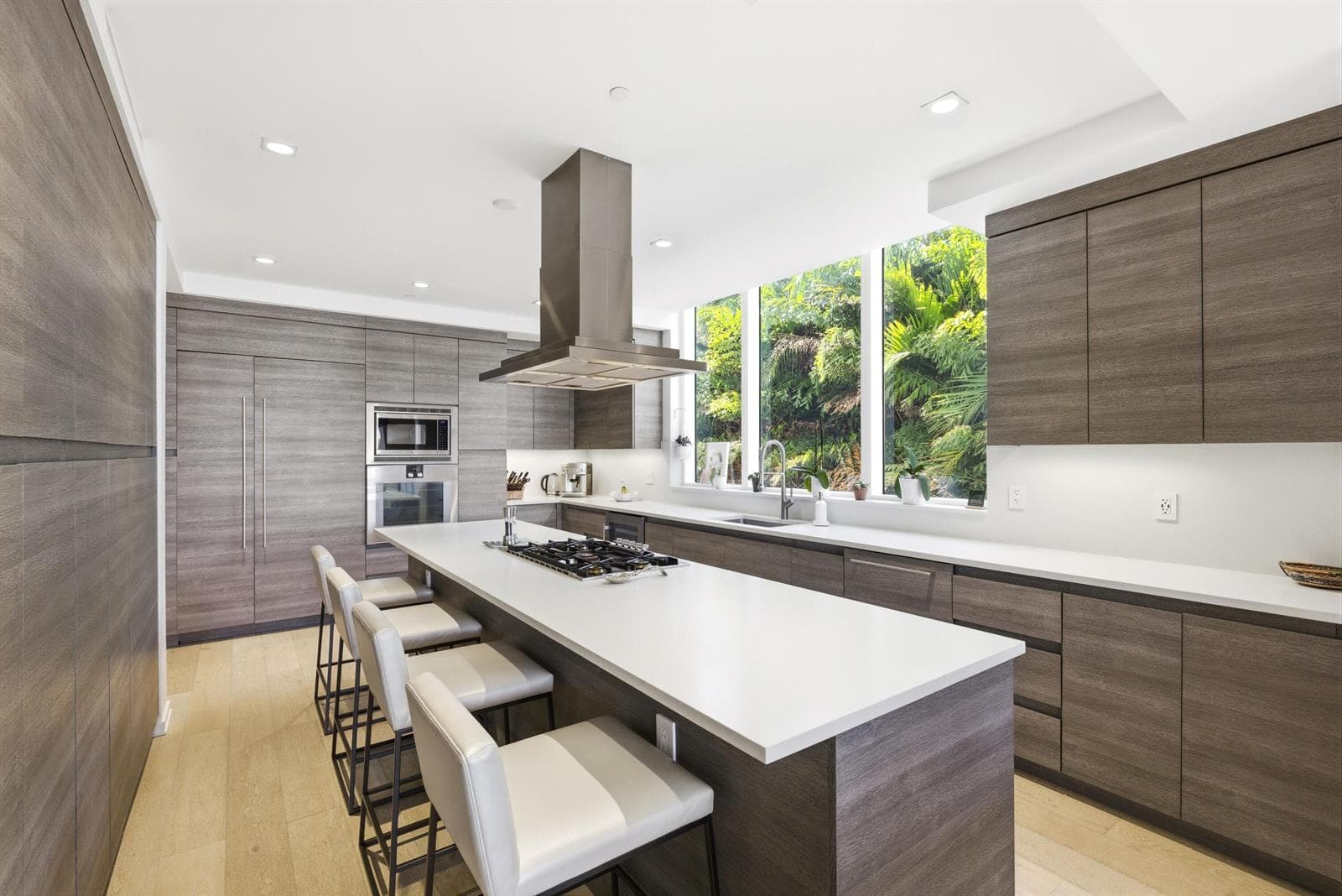 1110 Seminole Drive 201 photo 15