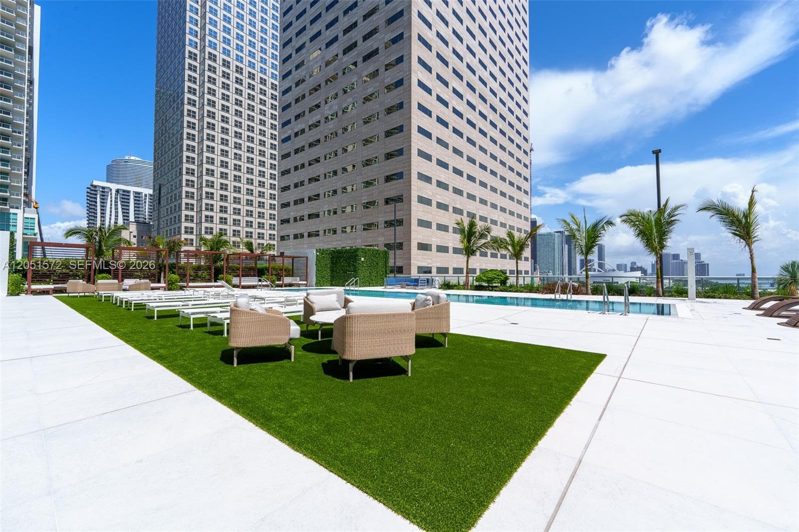 335 S Biscayne Blvd 1600 photo 23