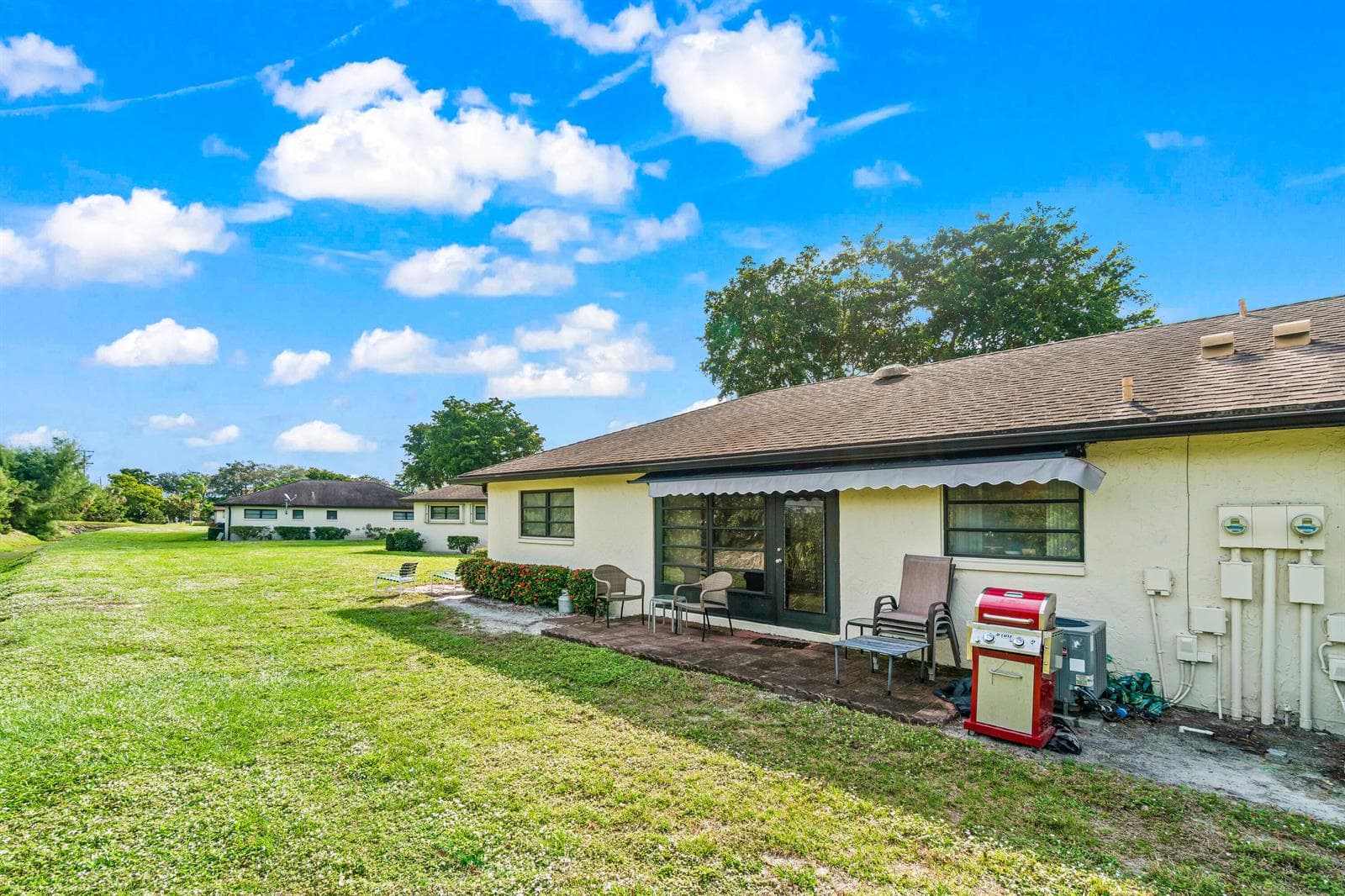 4863 Hawkwood Road B photo 13