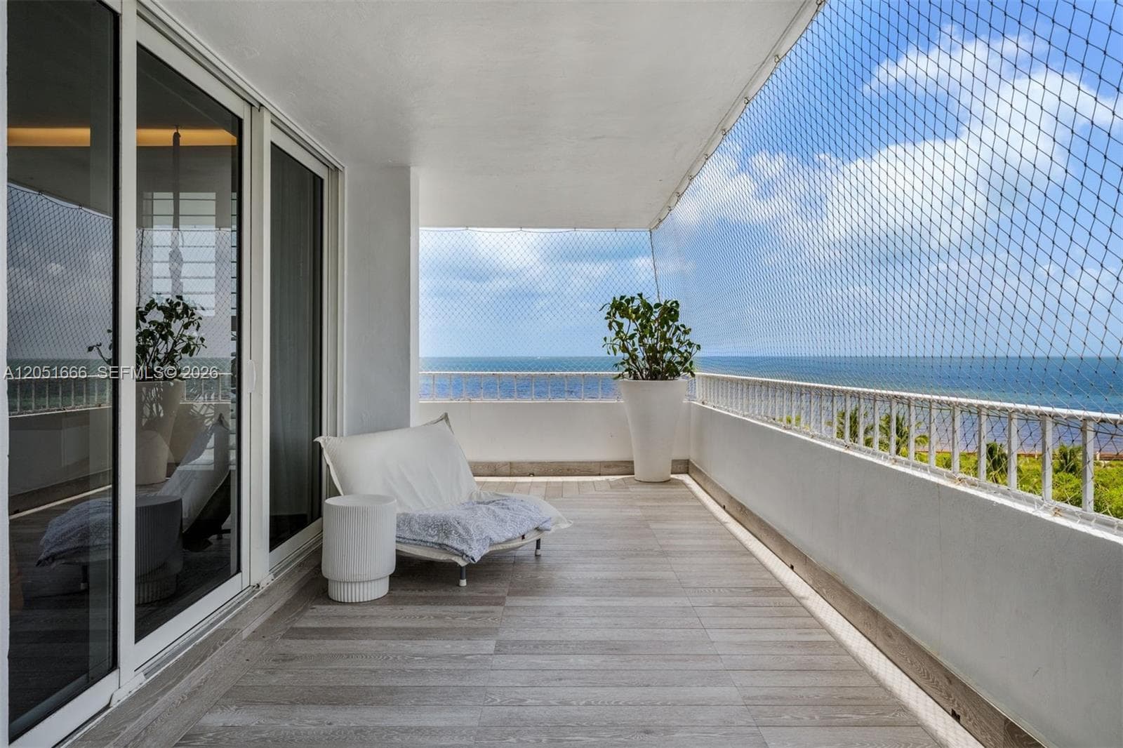 199 Ocean Lane Drive 801 photo 25