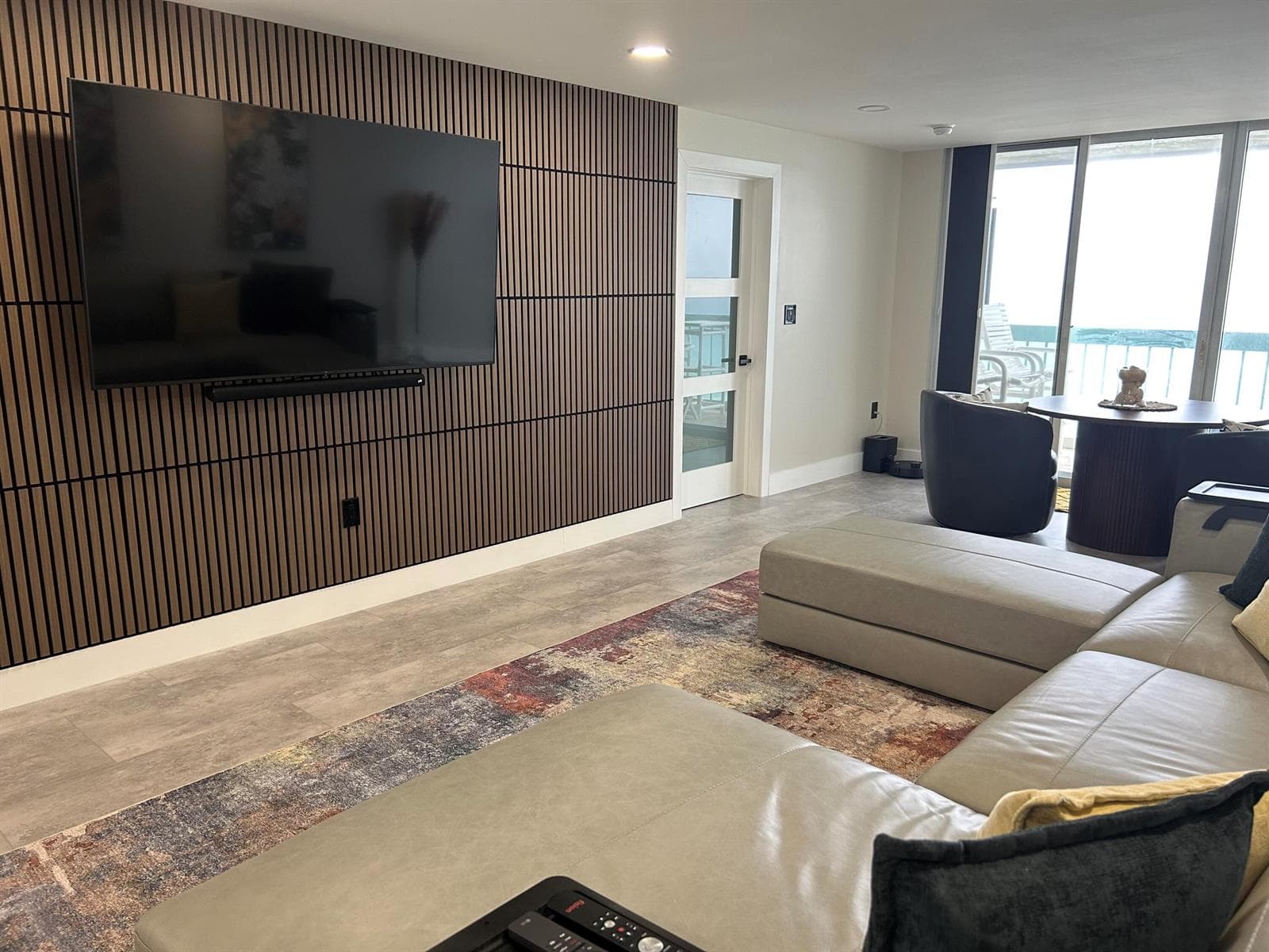 9940 S Ocean Drive 802 photo 3