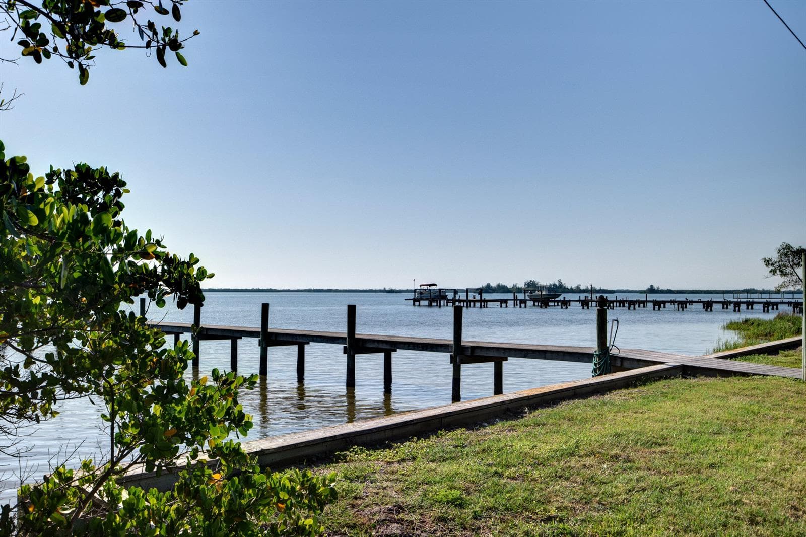 3209 N Indian River Drive photo 6