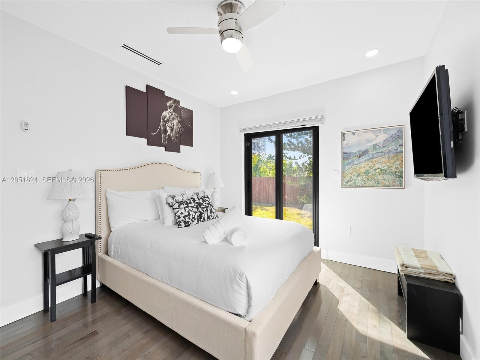 2301 E Las Olas Blvd photo 23
