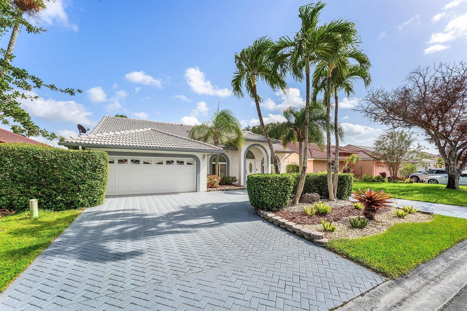 12372 SW 1st Street photo 3