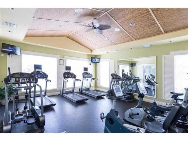 123 Yacht Club Way 207 photo 14