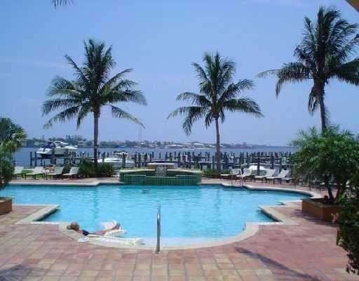 123 Yacht Club Way 207 photo 18
