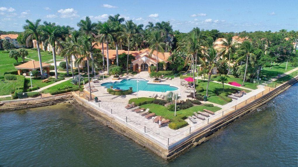 123 Yacht Club Way 207 photo 21