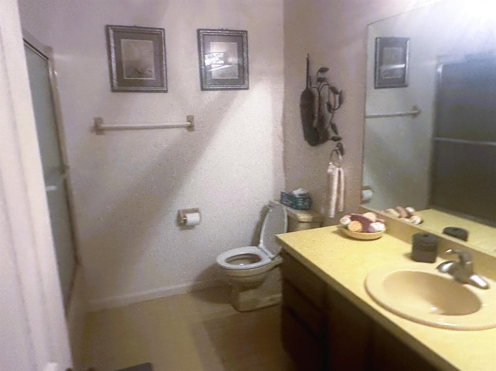 8213 Rose Marie Avenue W photo 10