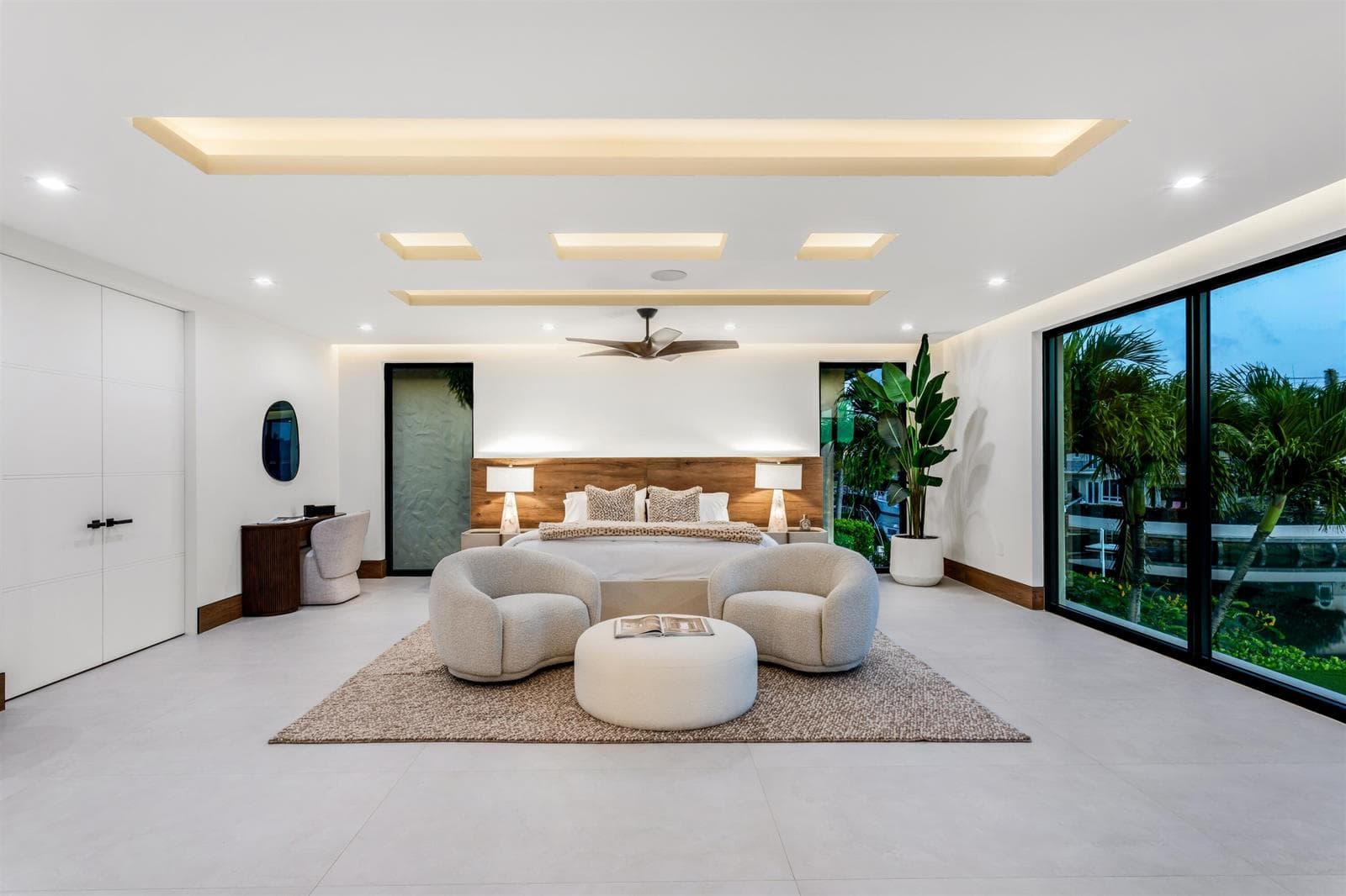 2441 NE 48th Court photo 25