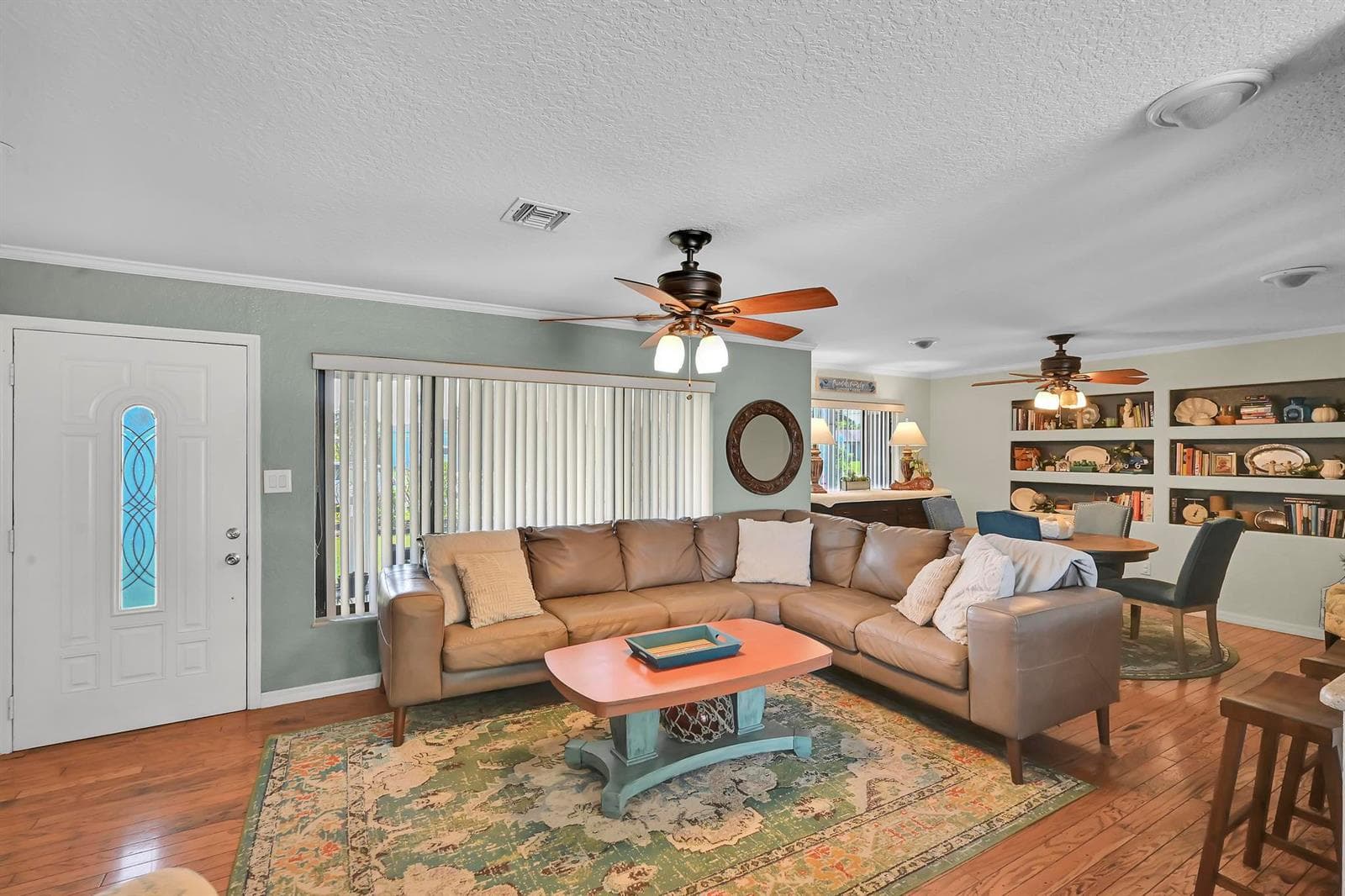 220 Riomar Drive photo 11