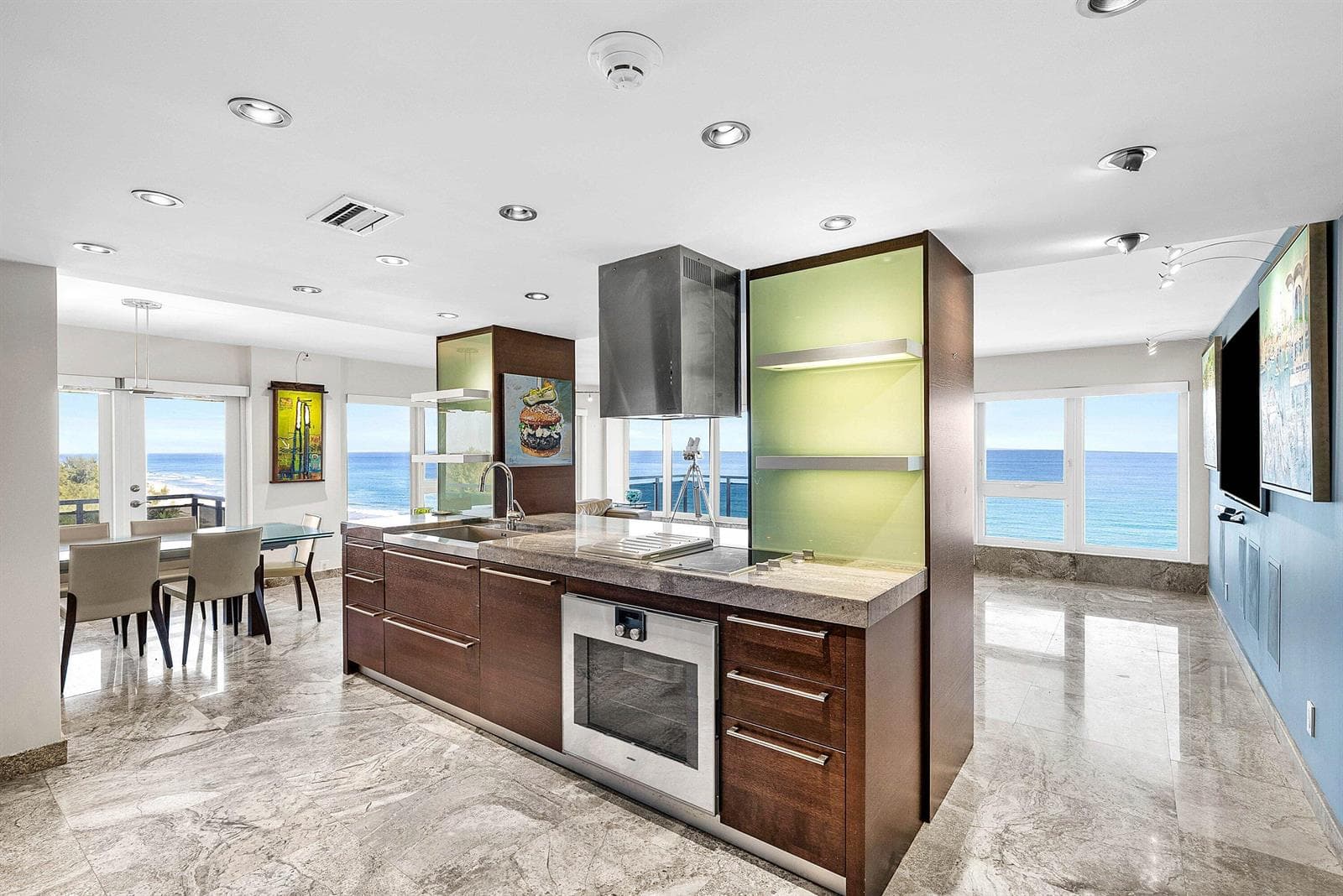 2066 N Ocean Boulevard 9ne photo 9