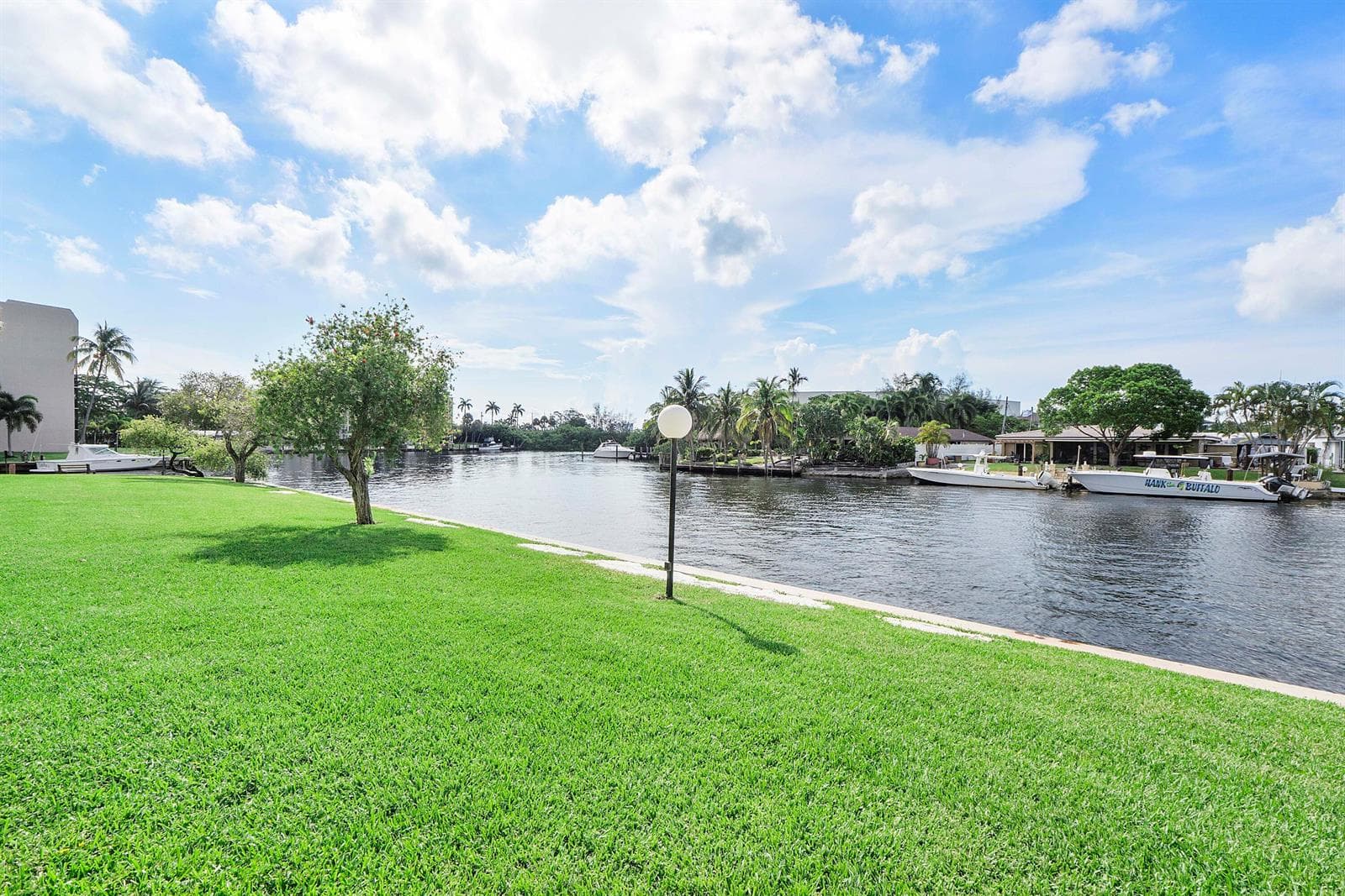 13 Royal Palm Way 5030 photo 17