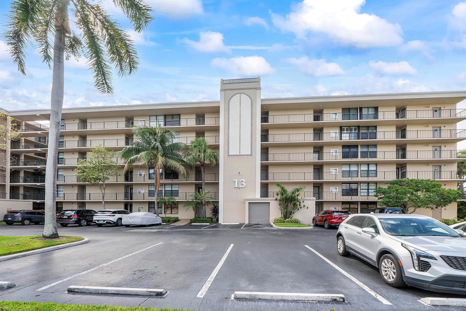 13 Royal Palm Way 5030 photo 18