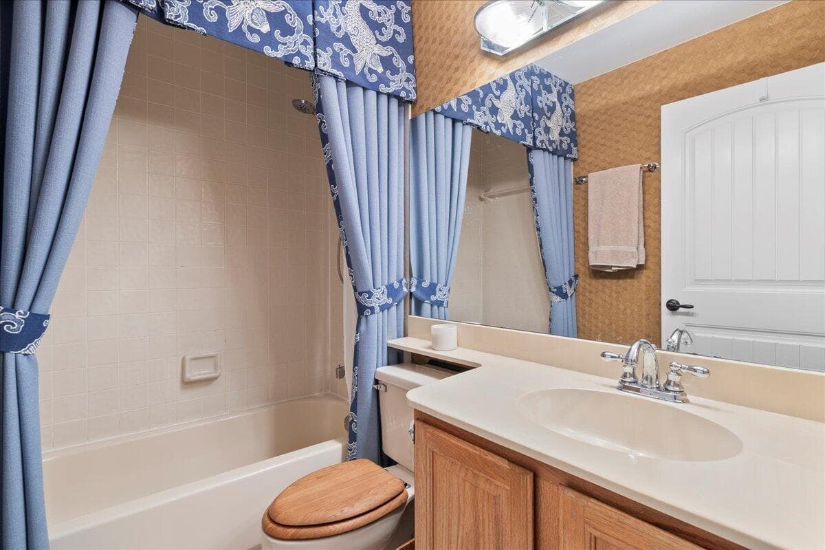 2379 Treasure Isle Drive 24 photo 12