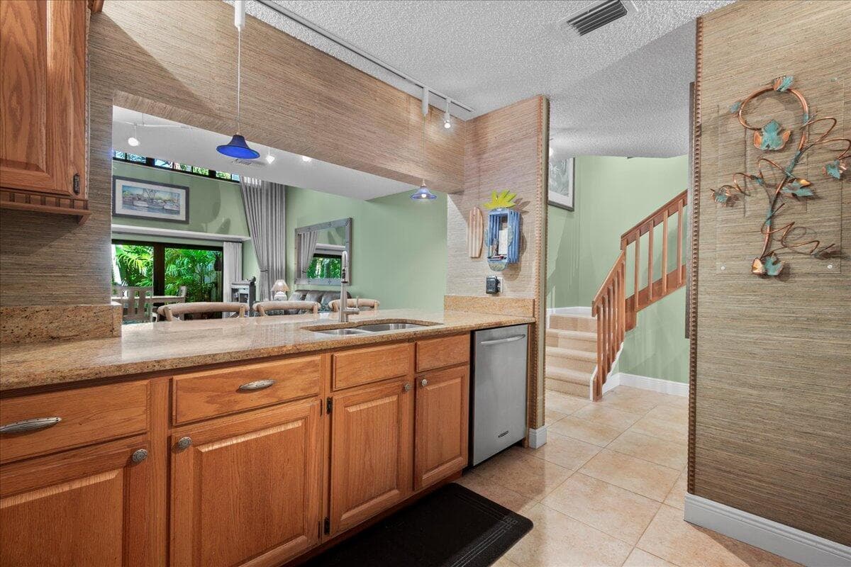 2379 Treasure Isle Drive 24 photo 11