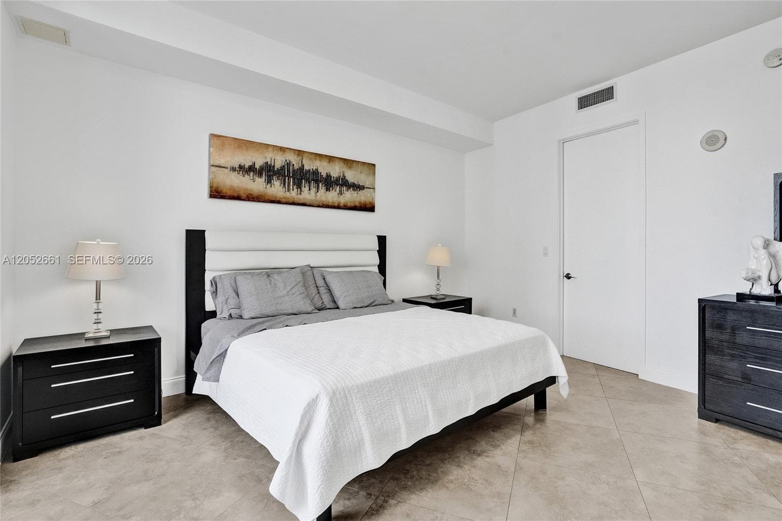 18201 Collins Ave 4705 photo 25
