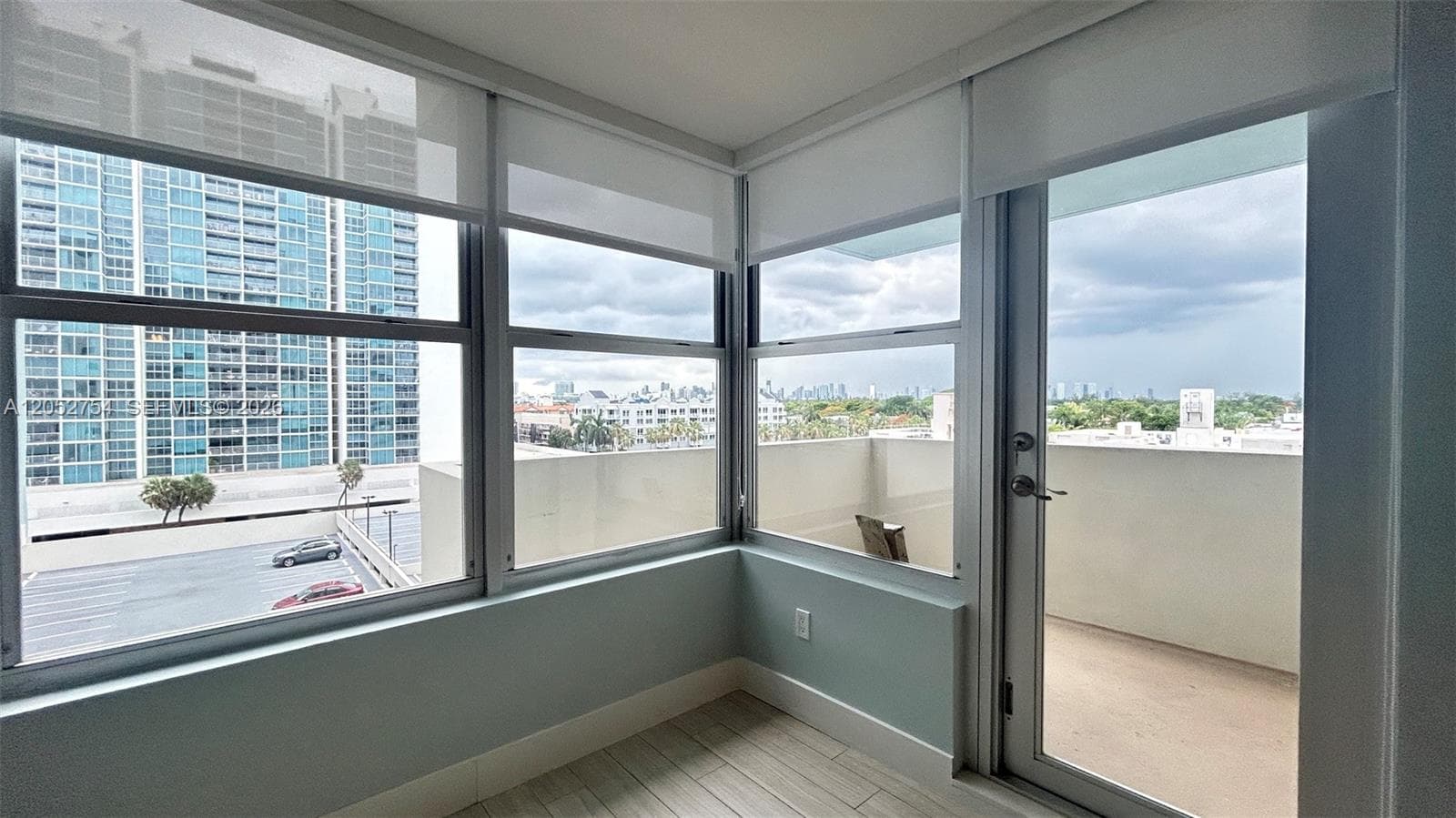 2899 Collins Ave 724 photo 16