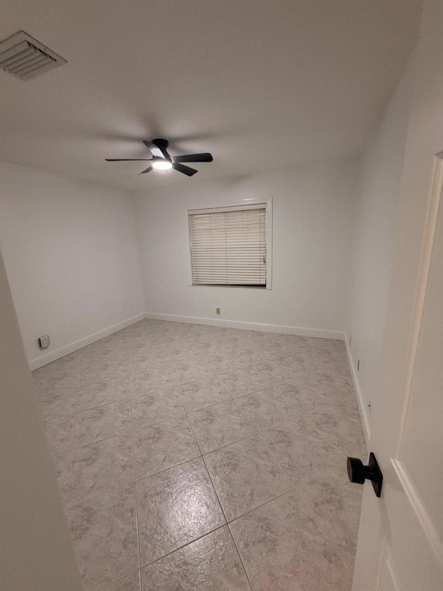 21092 SHADY VISTA Lane photo 12
