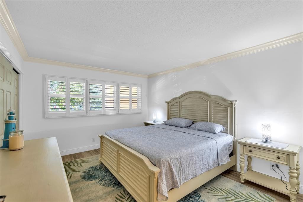 3150 NE 48th Court 204 photo 15