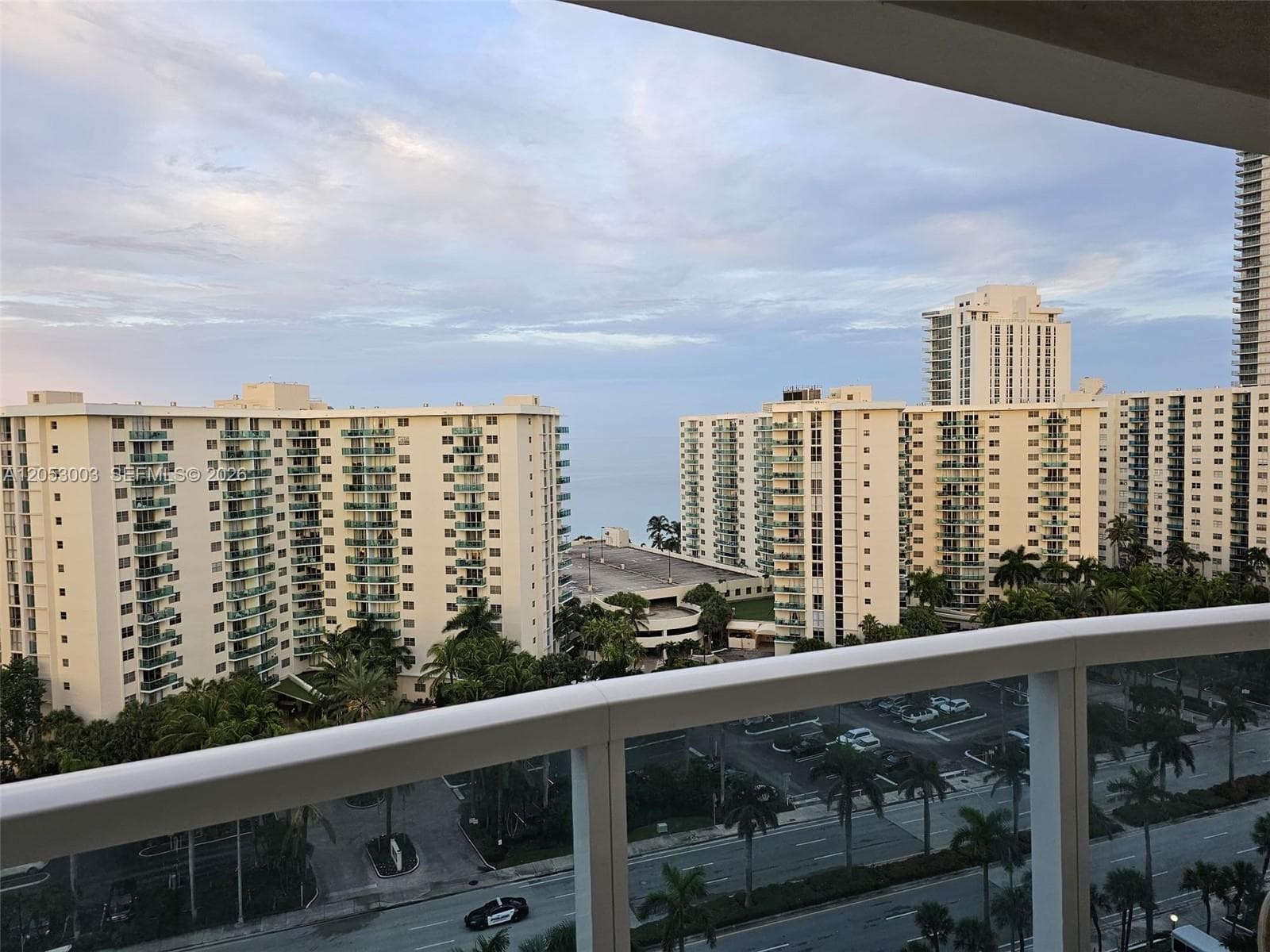 3800 E Ocean Dr 1518 photo 4