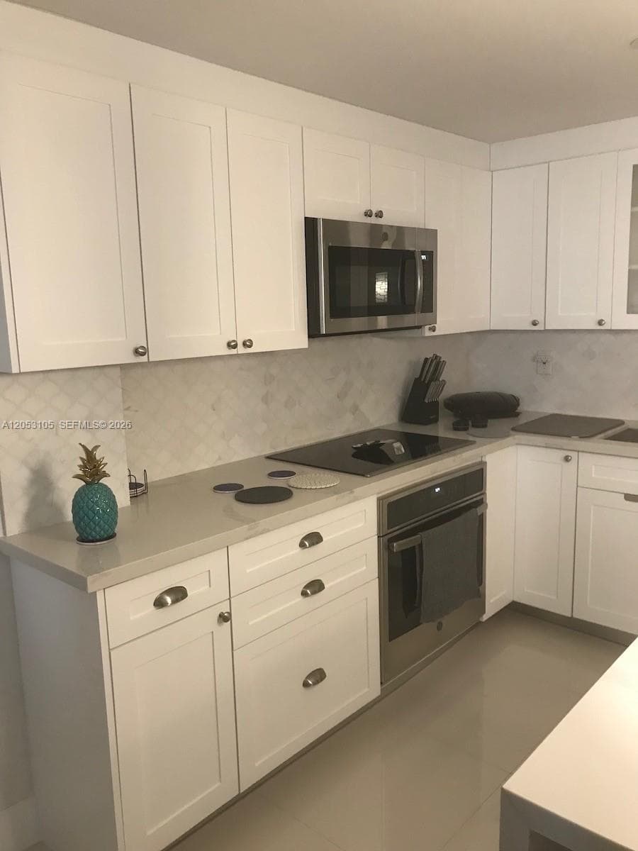 19390 COLLINS AV 417 photo 3