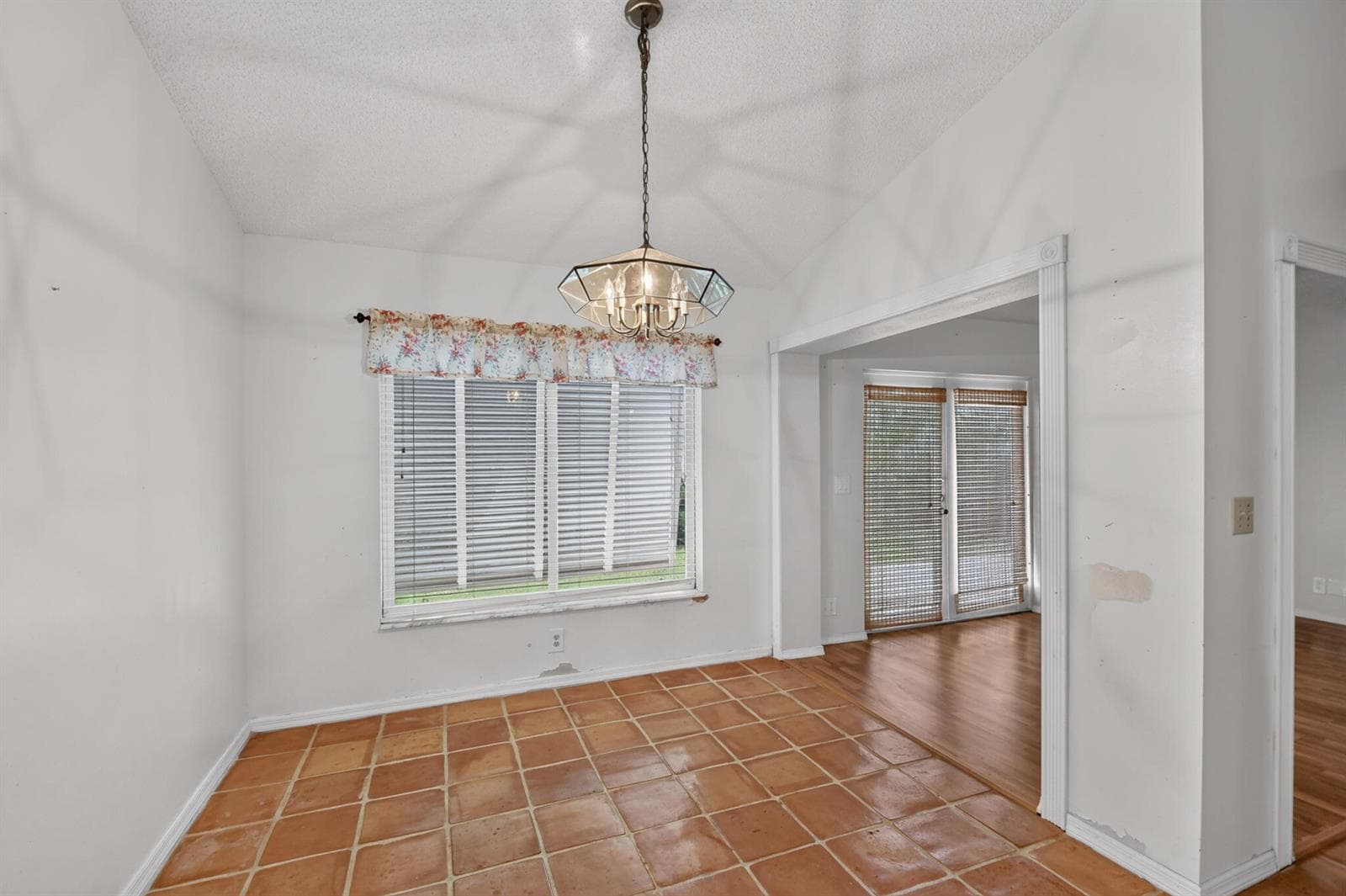5052 ARBOR GLEN Circle photo 14