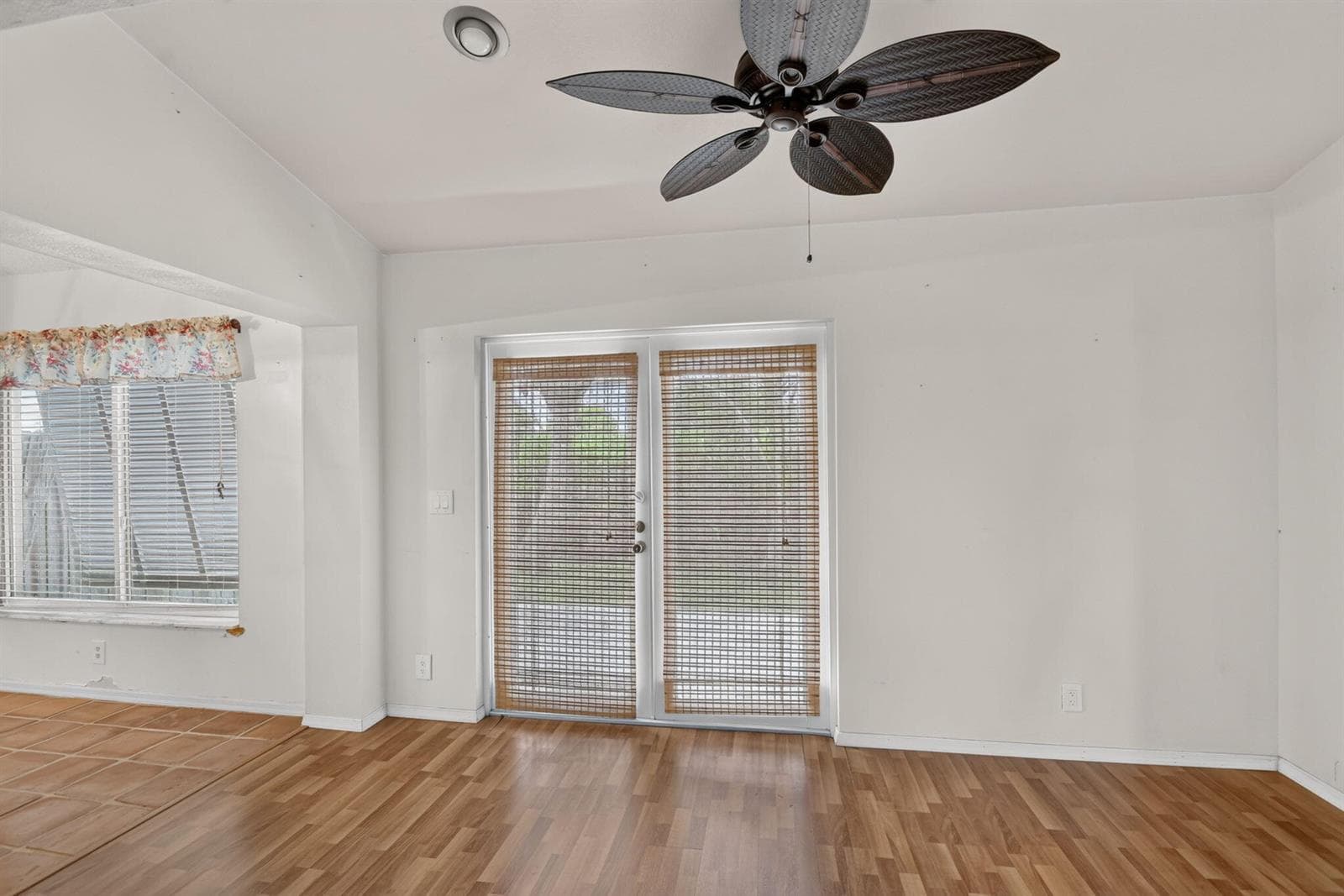 5052 ARBOR GLEN Circle photo 18