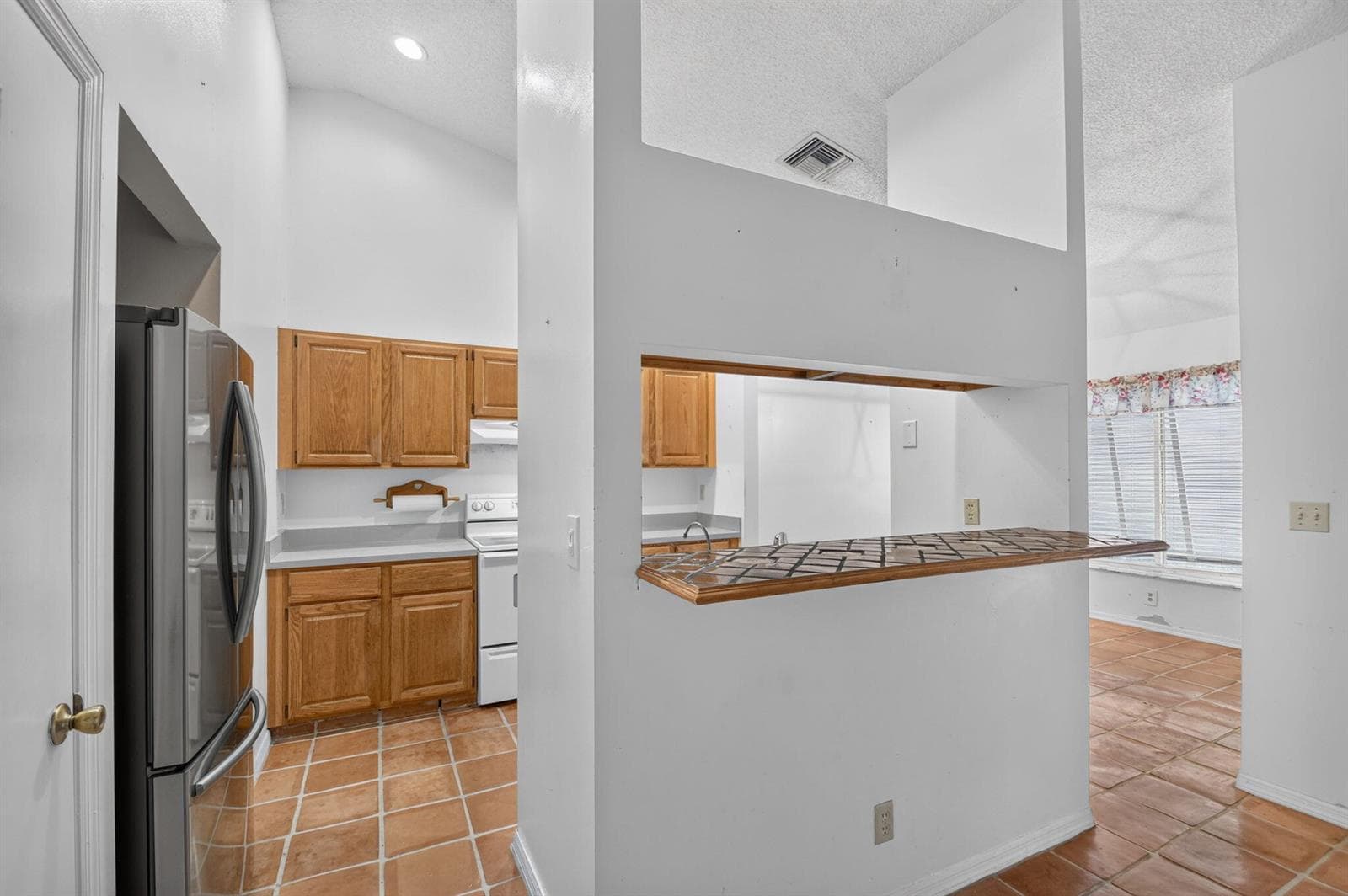 5052 ARBOR GLEN Circle photo 8