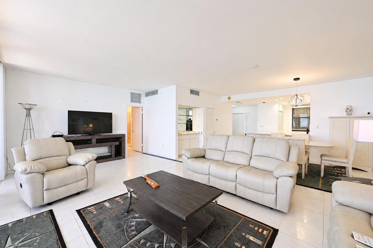 9900 S OCEAN Drive 1603 photo 16